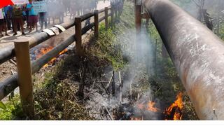 Amazonas: reportan que manifestantes prendieron fuego a tubería del Oleoducto Norperuano