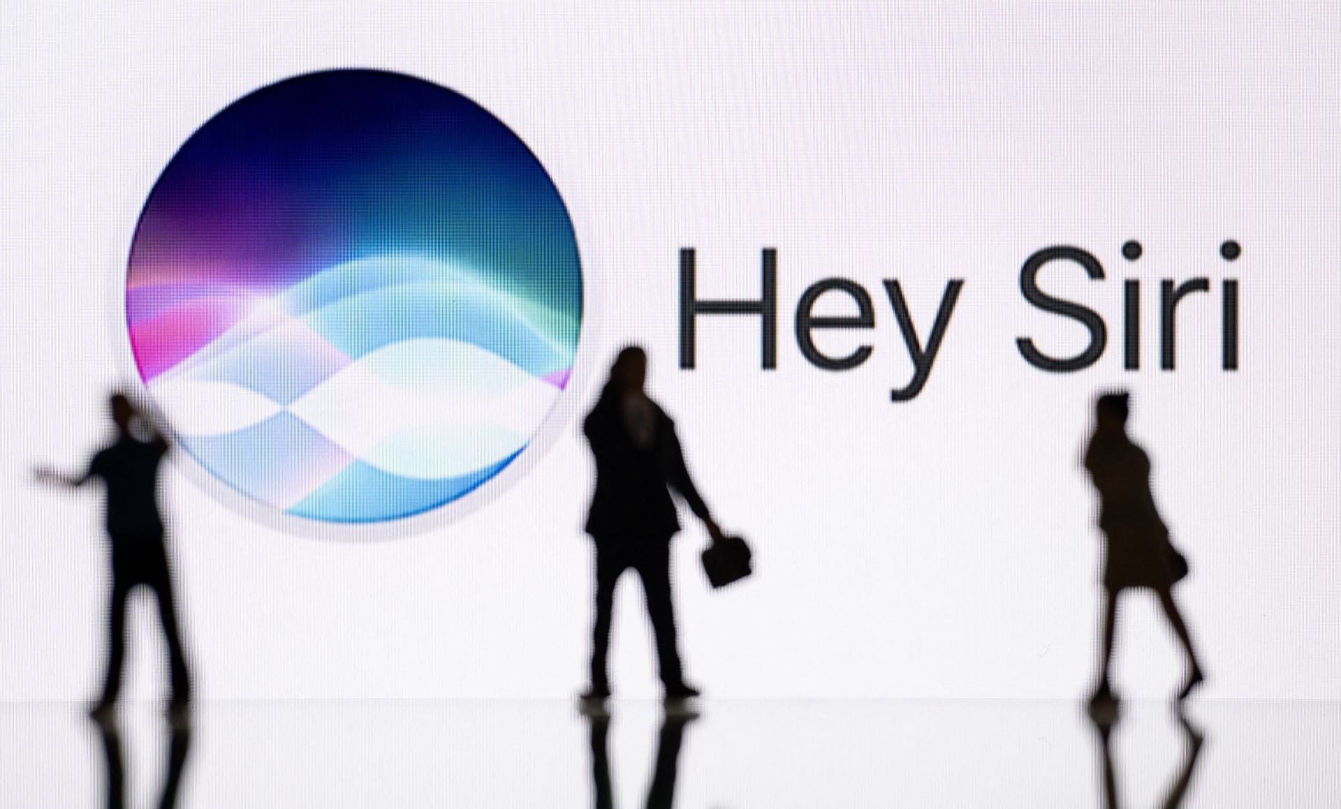 Ilustración sobre Siri, asistente virtual de Apple. (Foto: AFP)