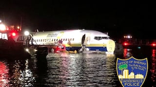 Un avión Boeing 737 con 136 pasajeros patinó y cayó a un río en Florida