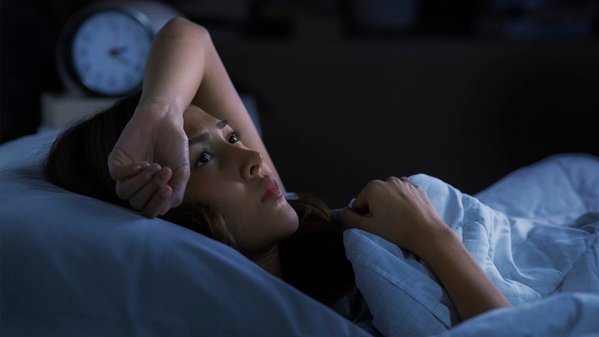 ¿Tienes problemas para dormir? Sigue estos consejos que pueden ayudarte a conciliar el sueño | Foto: Freepik