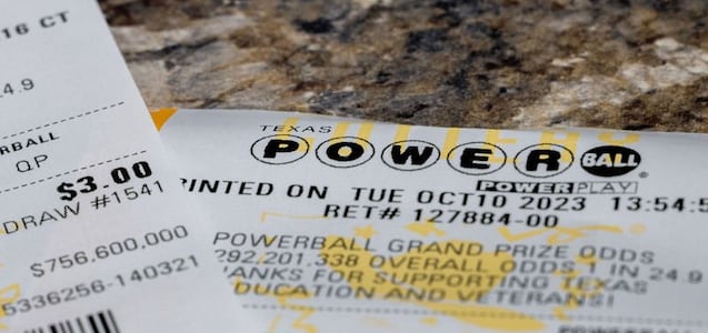 Tres jugadores de Nueva York se llevan $50 mil en Powerball