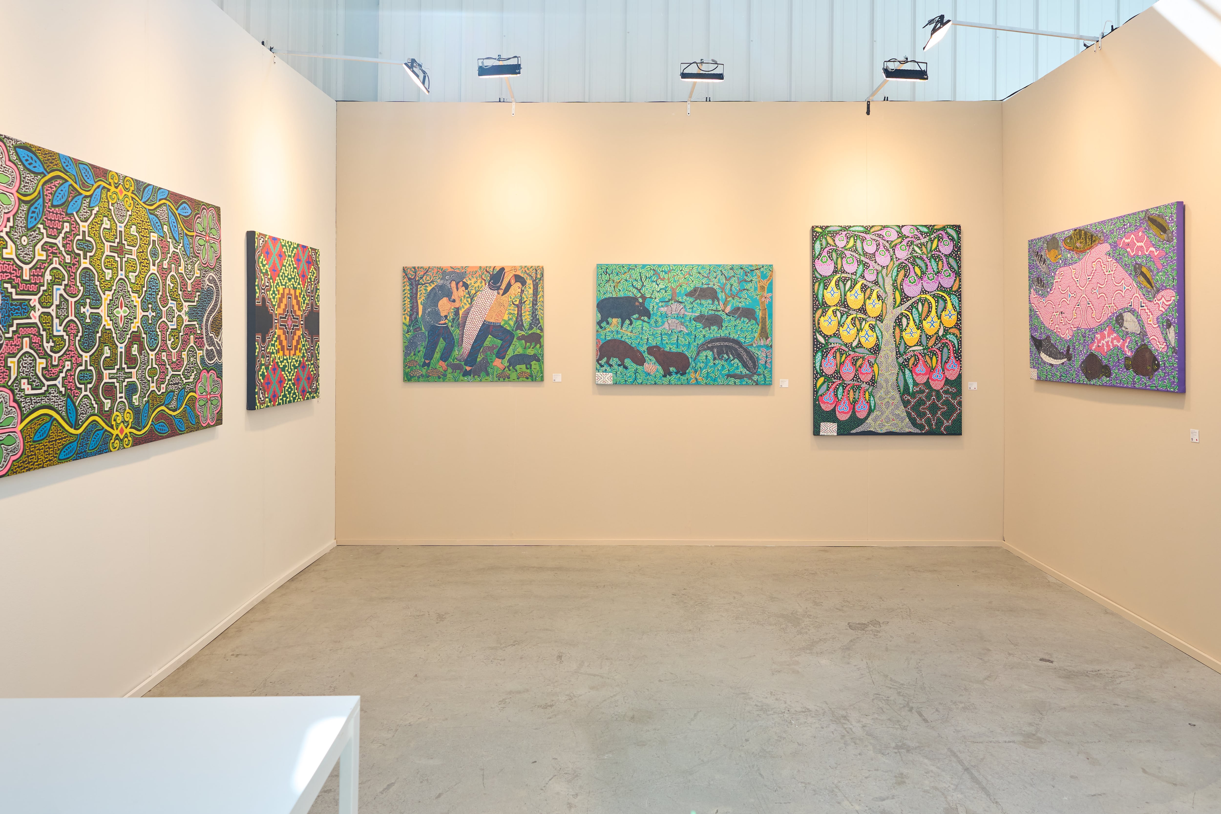 La feria Pinta Miami 2024 se celebró del 5 al 8 de diciembre en The Hangar, y presentó diversas obras de arte shipibo-konibo. (Foto: Cortesía Pintaa)