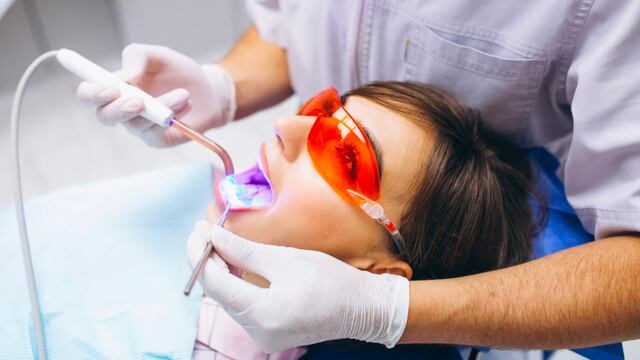 Odontología láser: ¿sabías que existe un tratamiento que cura caries sin anestesia ni dolor?