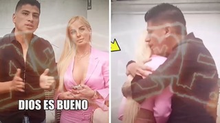 John Kelvin abraza a Dalia Durán y le canta cerquita tras firmar su divorcio | VIDEO