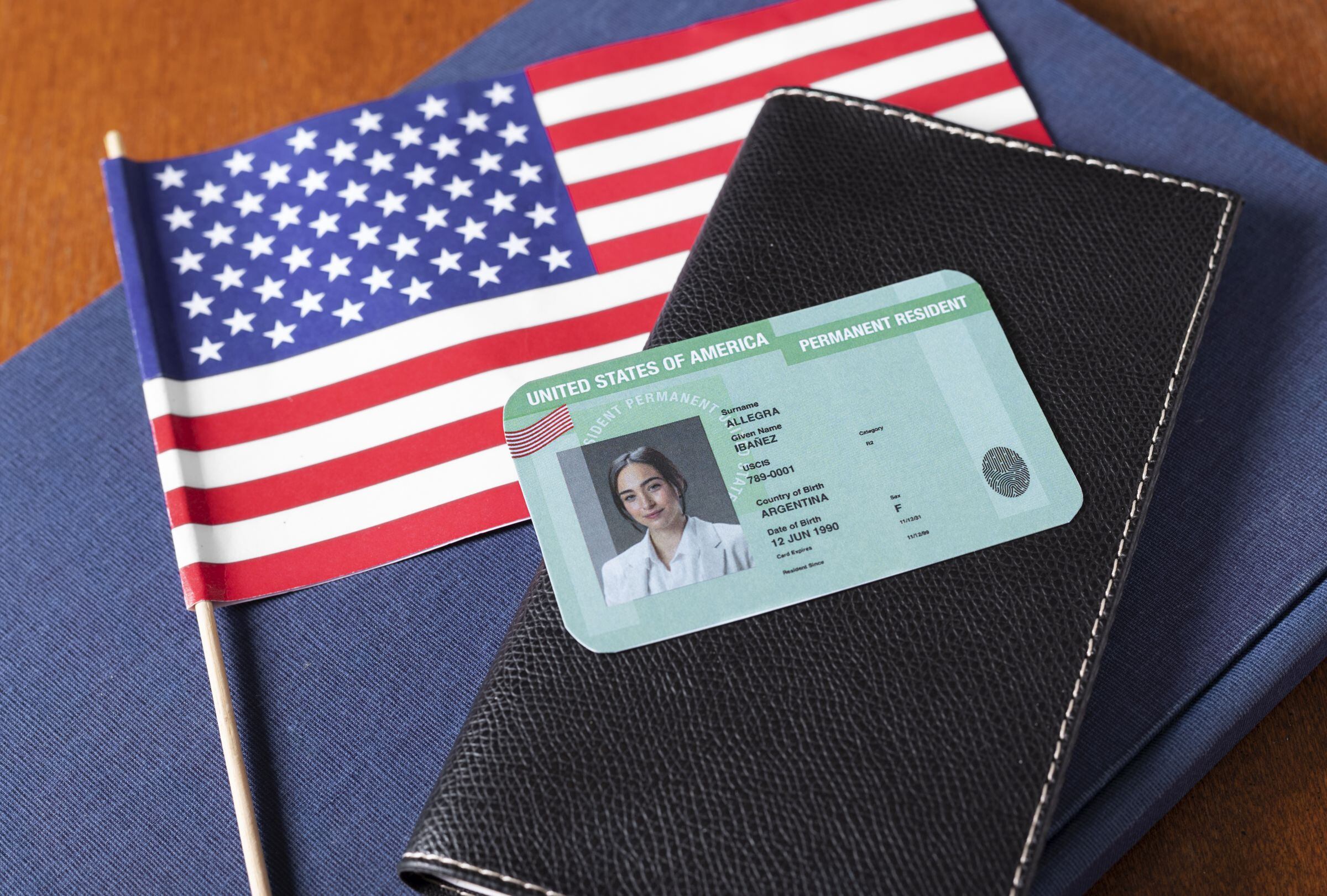 La Green Card es un documento soñado por millones de personas en todo el mundo (Foto: Diseñado por Freepik)