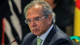 Ministro Guedes admite que la economía de Brasil se encuentra en el "fondo del pozo"