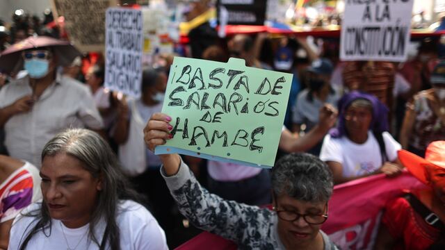 Venezuela: Miles marchan contra “salarios de indigencia” en el 1 de mayo
