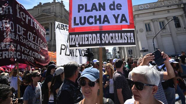 Argentina: la mayor central obrera convoca a una huelga general contra las medidas de Milei