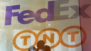 FedEx busca comprar a su rival TNT para conquistar Europa
