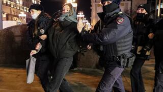 Protestas en Rusia contra la invasión de Ucrania: hay cerca de 1.400 detenidos
