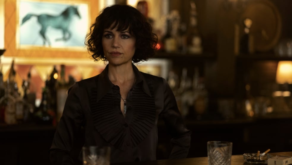 Carla Gugino interpreta a Verna en "La caída de la Casa Usher" (Foto: Netflix)