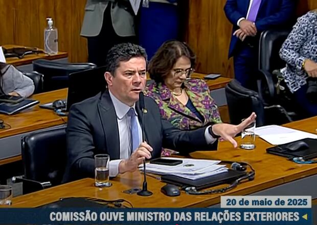 Sergio Moro, Senador Brasileño e integrante de la Comisión de Relaciones Exteriores del Senado de dicho país.