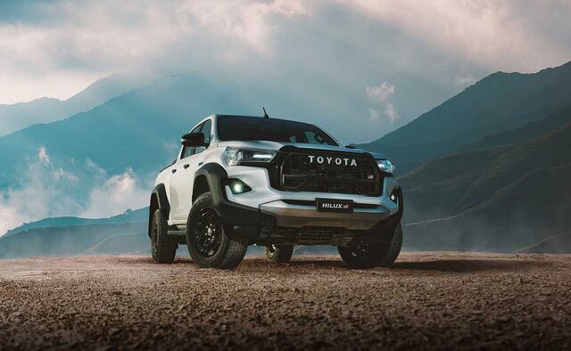 La pick-up fue adaptada por la división deportiva de la marca, Gazoo Racing.