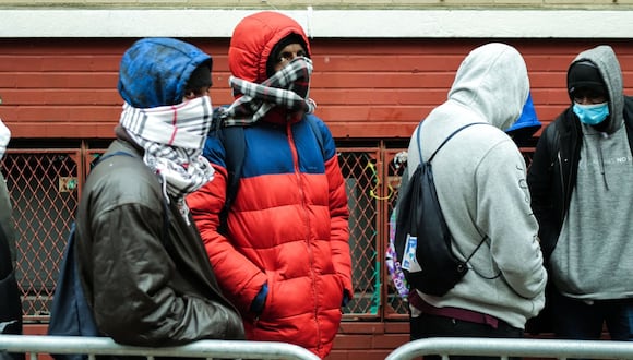 La ampliación de la vigencia de los permisos de trabajo también beneficia a aproximadamente a 80.000 empleadores que tendrían que prescindir de los trabajadores inmigrantes. (Foto: AFP)