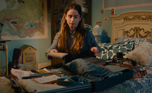 Madeleine Harris es Judy Brown. (Captura de pantalla)