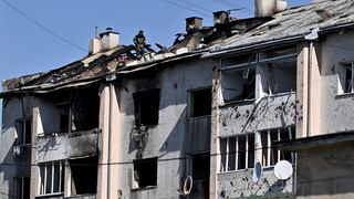 Al menos tres muertos en nueva oleada de bombardeos rusos en Ucrania