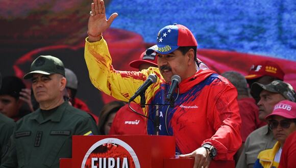 El presidente venezolano, Nicolás Maduro, habla con sus seguidores durante una manifestación en Caracas el 29 de febrero de 2024. (Foto de Federico PARRA / AFP)