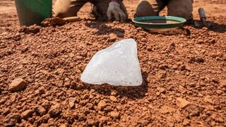 La familia de Indiana que encontró un valioso diamante después de dos días de excavación: “Es diferente a todo lo que he visto”
