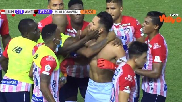 Junior venció 2-1 a América y sigue líder de la Liga Betplay