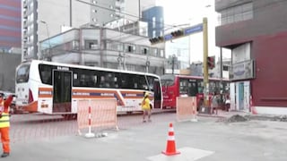 Lince: persiste el caos vehicular en Petit Thouars por cierre de vías