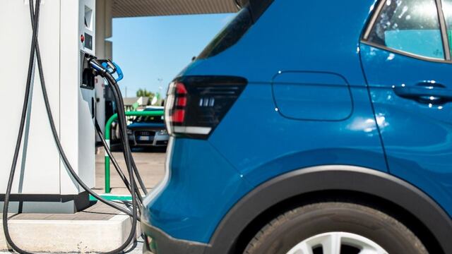 AAP: la venta de vehículos electrificados rompe récord histórico el primer mes del 2024