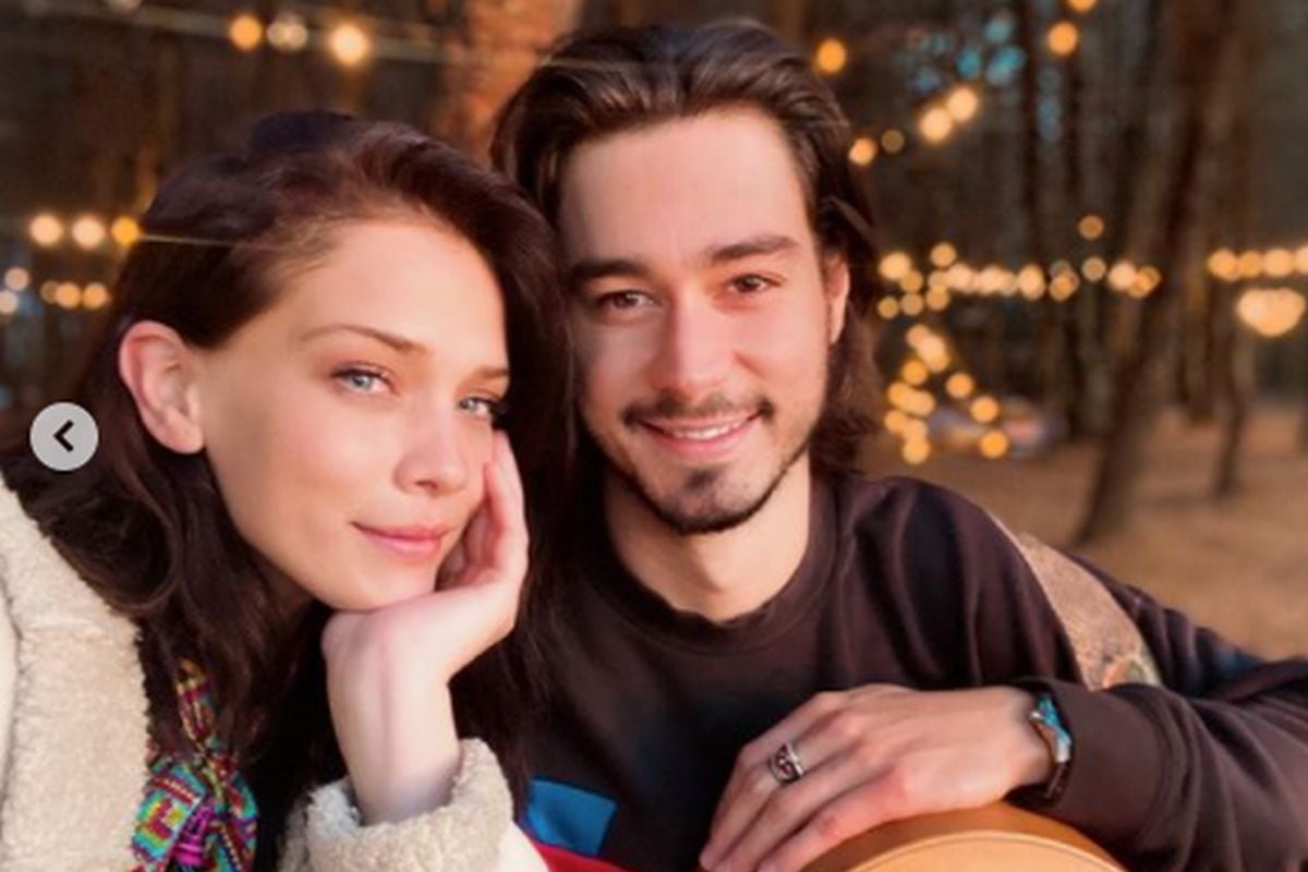 El actor junto a su pareja, disfrutando de un día juntos (Foto: Manuel Masalva / Instagram)