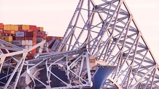 El momento en el que se derrumba el puente Francis Scott Key de Baltimore tras ser golpeado por un carguero | VIDEO