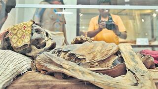 Peligra conservación de momia tatuada de Huacho y de 4.000 piezas preíncas