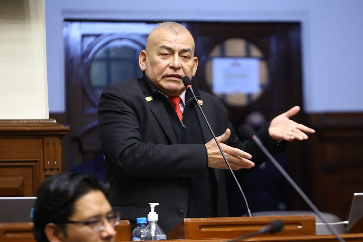 José Arriola, congresista que renunció a Acción Popular, se integró a Podemos Perú. (Foto: Congreso)