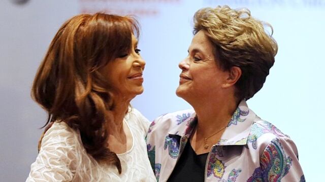 Cristina se reúne con Dilma: "Neoliberalismo es una enfermedad"