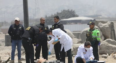 Hallan cadáveres de dos hombres en el límite de Ate con Chosica