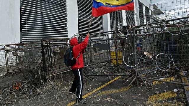 “Todo está carísimo”: paro en Ecuador deja precios por las nubes, mercados vacíos y alimentos podridos