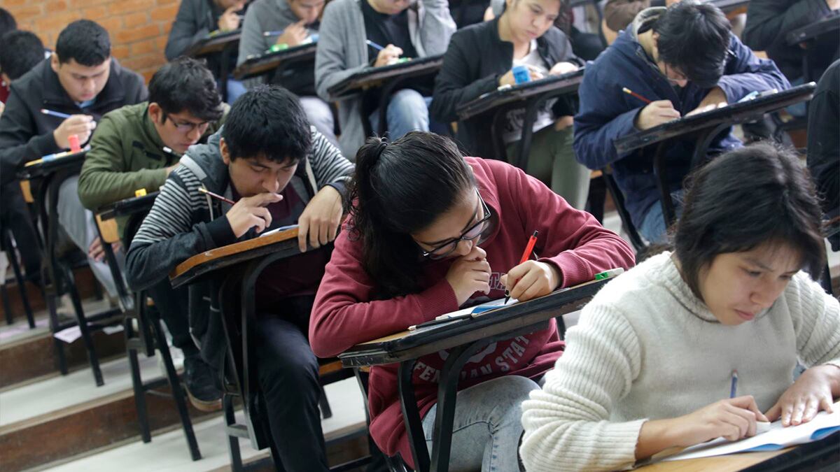El examen de admisión de la UNI es considerada una de las más difíciles en el país. | Foto: Andina