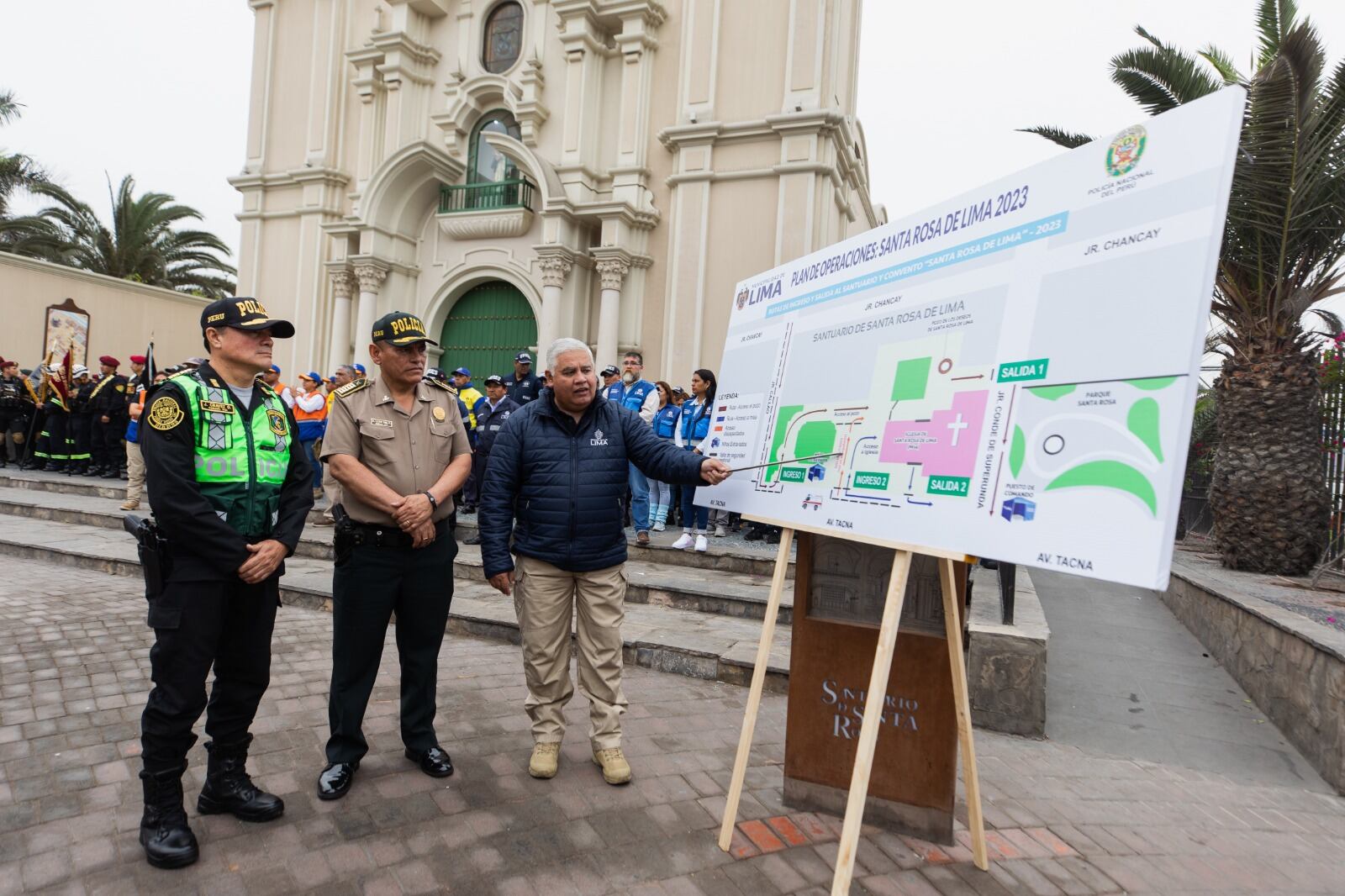 La MML y la PNP presentaron un plan de seguridad por la festividad de Santa Rosa de Lima. (Foto: Twitter)
