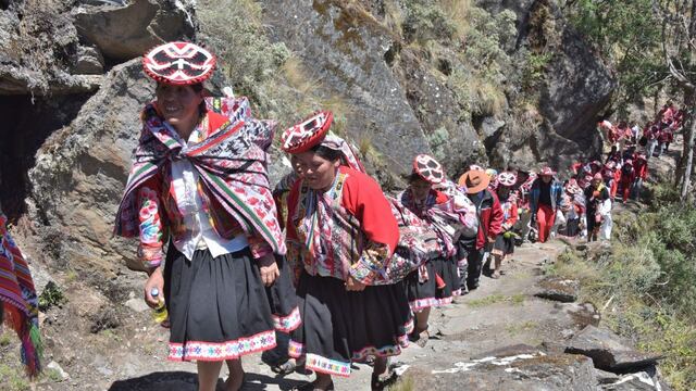 Autoridades y vecinos de Lares recorrieron tramodel Qhapaq Ñan | FOTOS