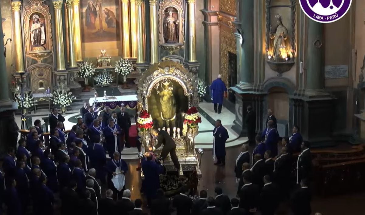 Imagen de la Virgen de la Nube , advocación mariana de origen ecuatoriano que acompaña al Señor de los Milagros desde 1747 | Captura de video Canal HN