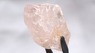 Hallan el diamante rosa más grande en 300 años; ¿en cuánto se vendió uno similar?