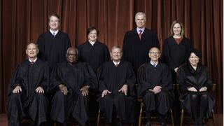 3 decisiones recientes de la Corte Suprema de EE.UU. que muestran el giro del tribunal a un “conservadurismo extremo”