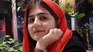 “Los sonidos de torturas continuaron durante horas”: la brutal carta de una joven desde dentro de una de las cárceles “más infames” de Irán