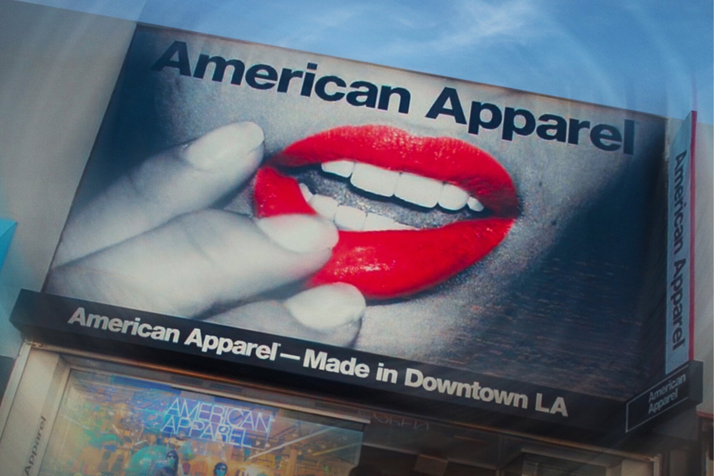 Netflix presenta el documental "Fiasco total: American Apparel, la secta de la moda" con esta imagen promocional (Foto: Netflix)