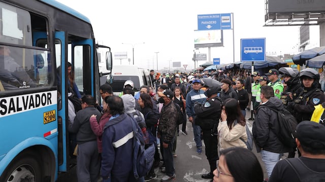 Un sector de transportistas anuncia paro nacional para el 12 de noviembre