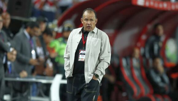 El director técnico de la selección peruana confirmó que Juan Carlos Oblitas no le ha pedido su renuncia luego del partido ante Venezuela por Eliminatorias. (Foto: GEC)