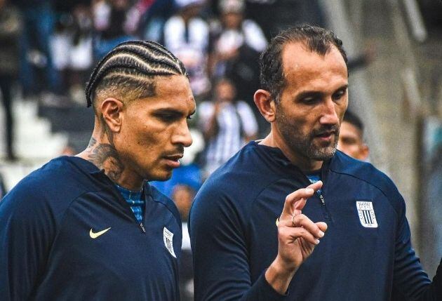‘El Pirata’ anotó el gol del triunfo de Alianza Lima sobre Talleres en tiempo de descuento, para seguir con vida en la Copa Libertadores.
