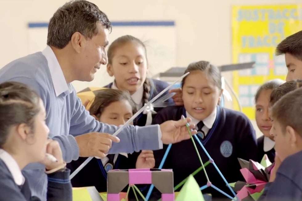 Día del Maestro en Perú: las mejores canciones para dedicar a docentes el 6 de julio | A continuación, presentamos una selección de canciones que capturan la importancia y los desafíos de ser un maestro en el mundo actual (Foto: Andina)