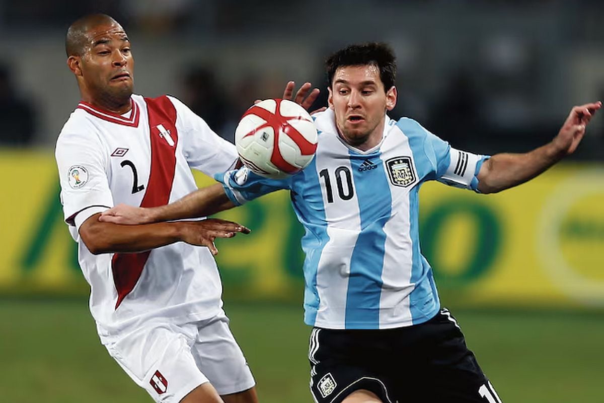 Lionel Messi: ¿Qué secretos guardan seleccionados de la Bicolor que lo enfrentaron en una cancha?