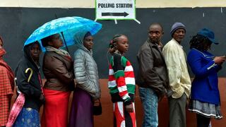 El confuso caso de 3 venezolanos que fueron detenidos en Kenia con material electoral semanas antes de los comicios de ese país