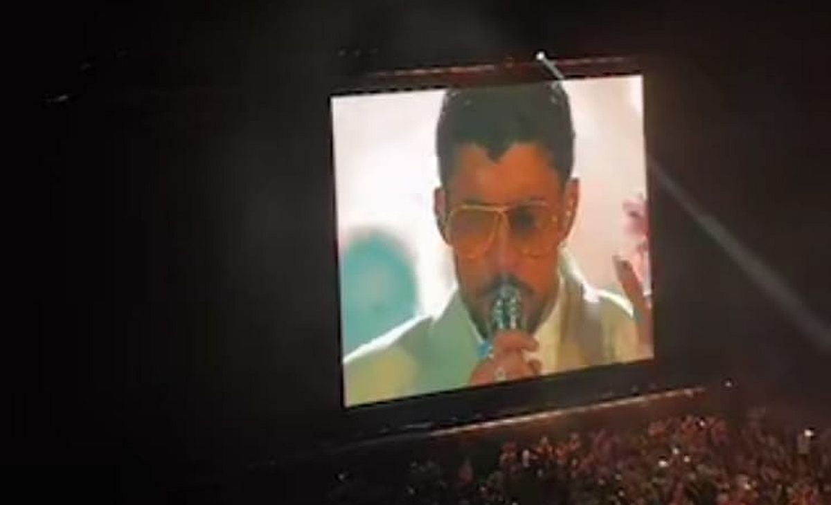 Bad Bunny se dirigió a sus fans peruanos con un importante mensaje. El boricua les pidió a sus seguidores que disfruten sin miedo del concierto.
