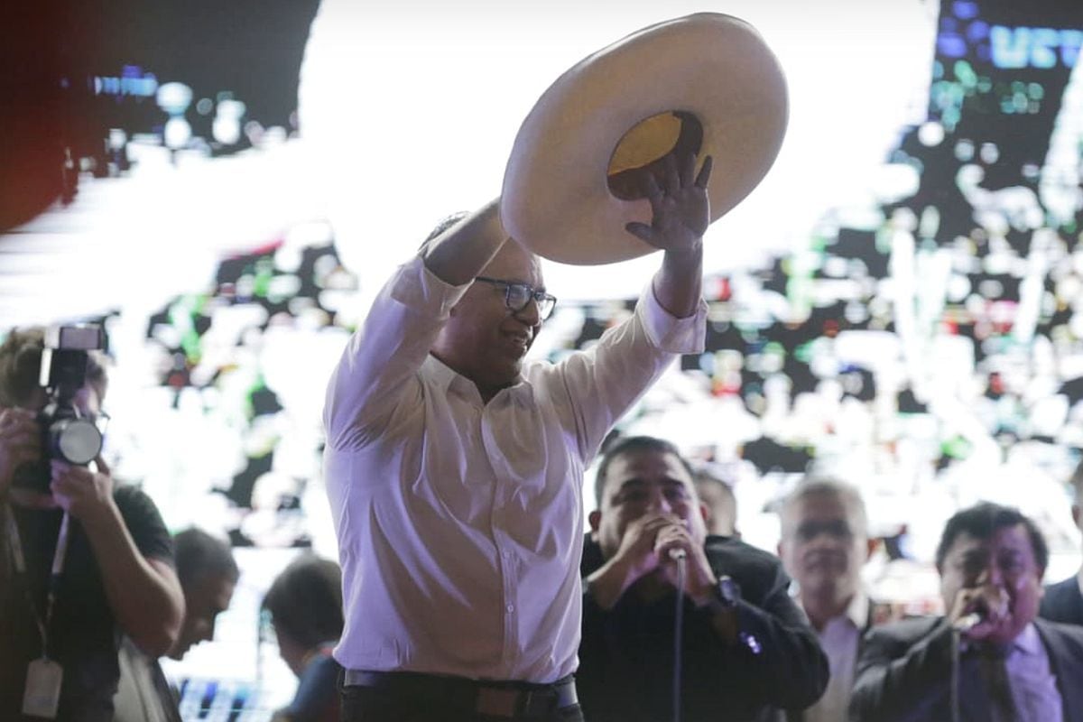 Roberto Sánchez, candidato presidencial de Juntos por el Perú, cerró su campaña presidencial con un mitin en el Campo de Marte, en el distrito de Jesús María | Foto: César Bueno @photo.gec