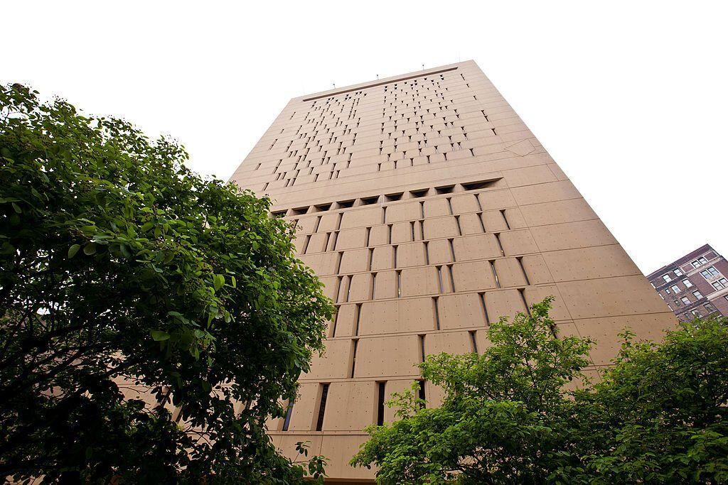 El edificio fue diseñado por el arquitecto Harry Weese y se terminó de construir en 1975. (GETTY IMAGES).