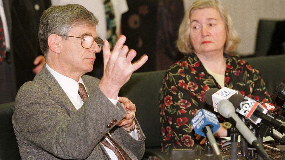 El pediatra Charles J. Epstein fue una de las víctimas heridas en los atentados de Unabomber. (GETTY IMAGES).